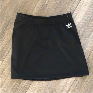 New Adidas size S workout skirt